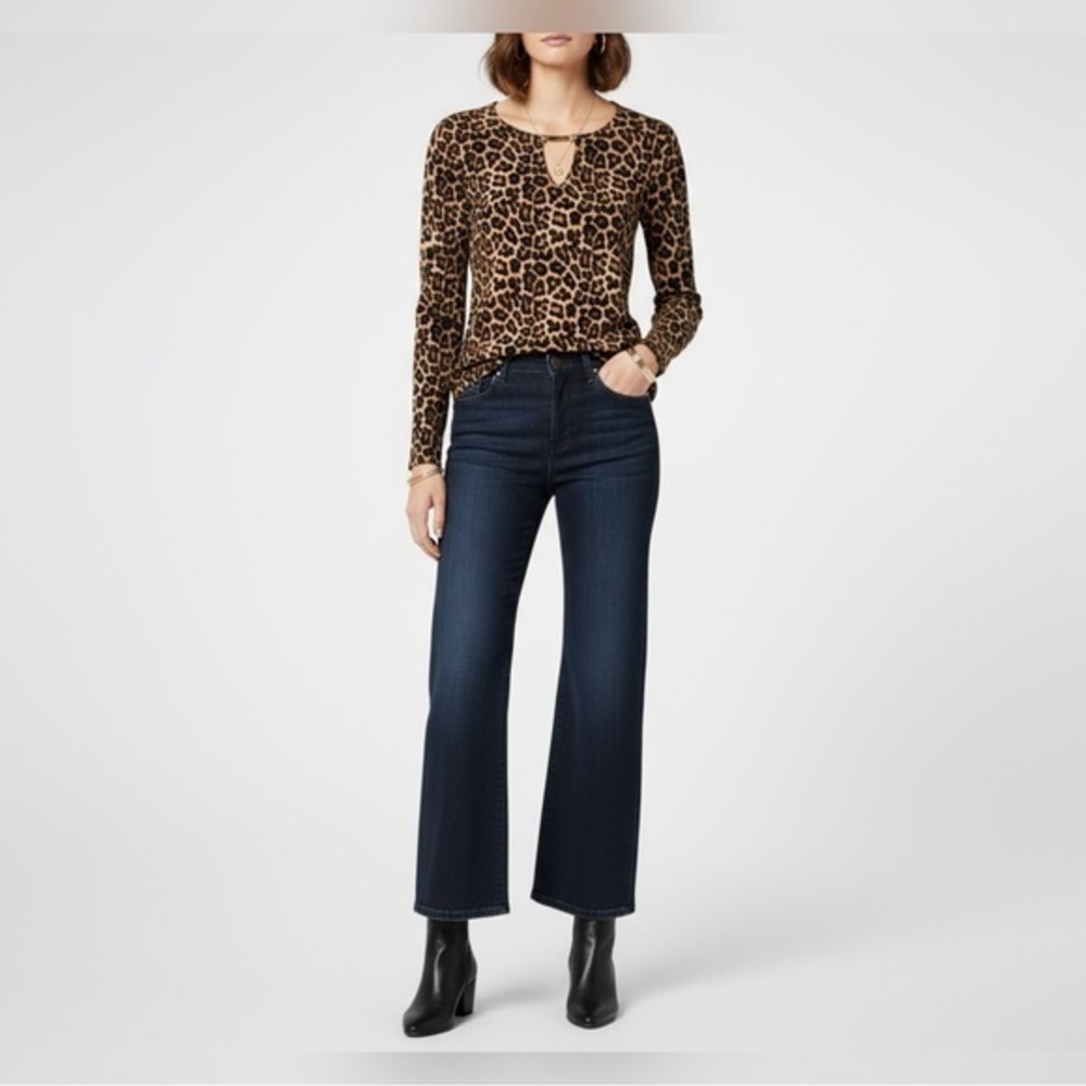 Leopard Print Long Sleeve Top